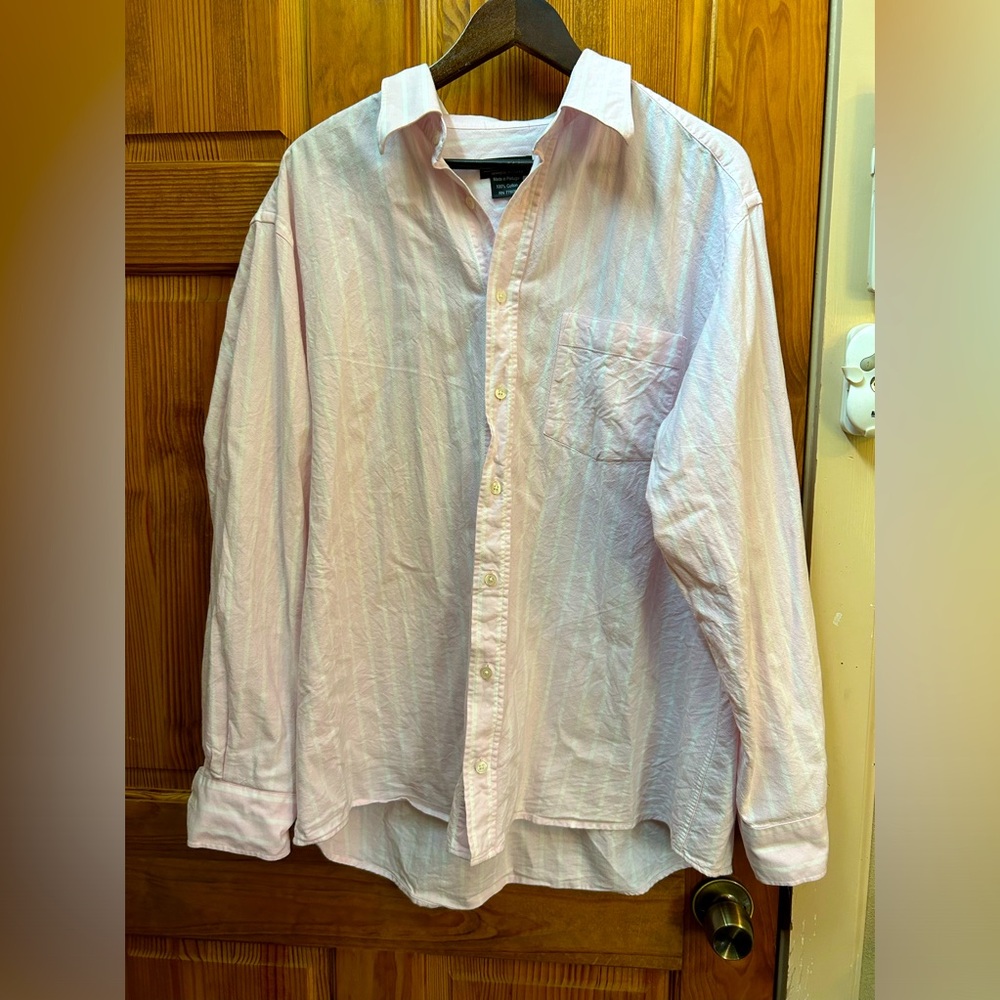 Pink Mens button down shirt. Size XL.